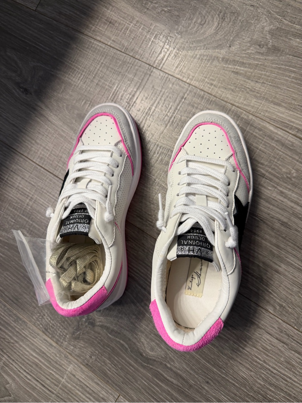 Vintage Havana White Sneakers with Pink and Black Accents